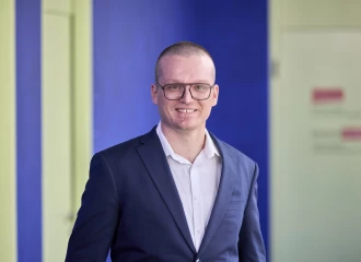 Porträt von Samuel Steiner, Referent im Kurs Freiwilligen-Koordination Kompakt